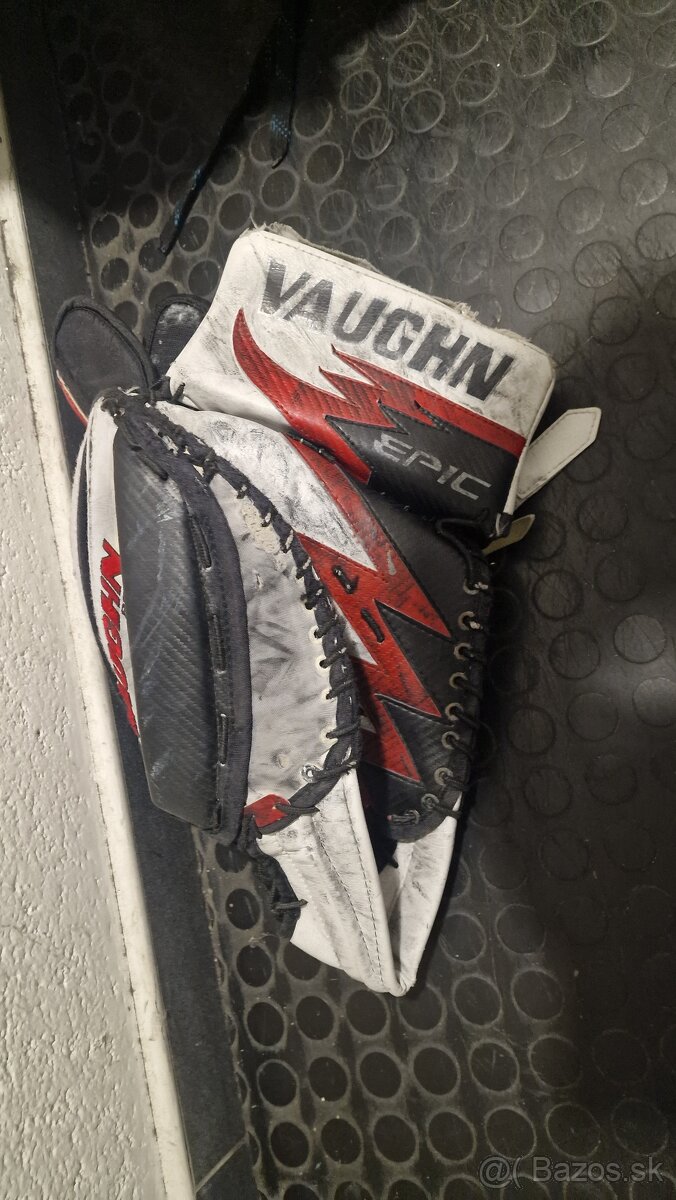 Brankárska výstroj - 6