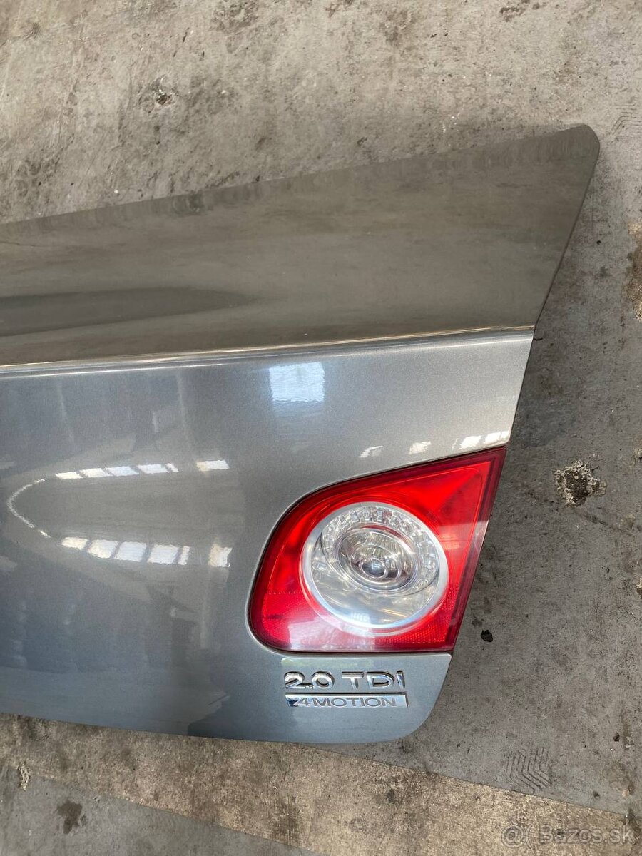 Kufor VW Passat B6 - 6