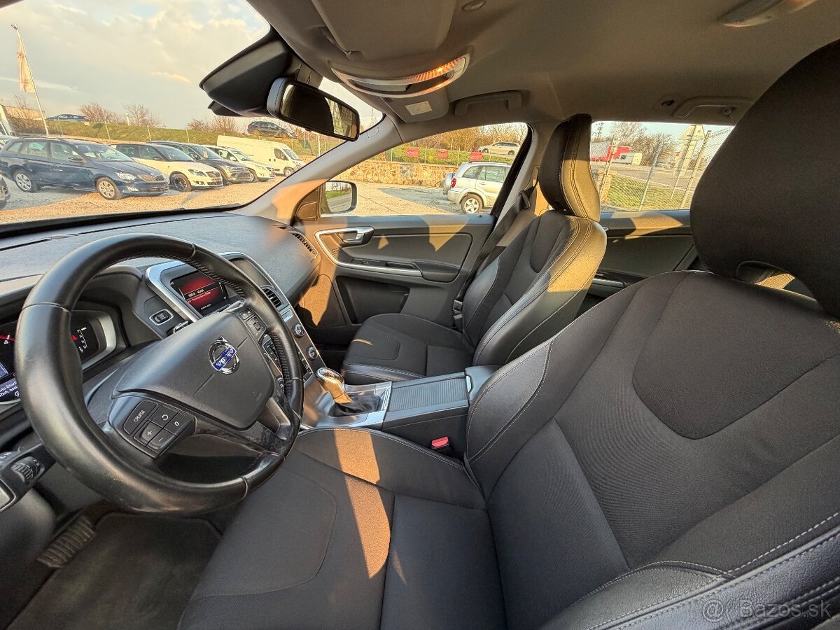 VOLVO XC60 - 6