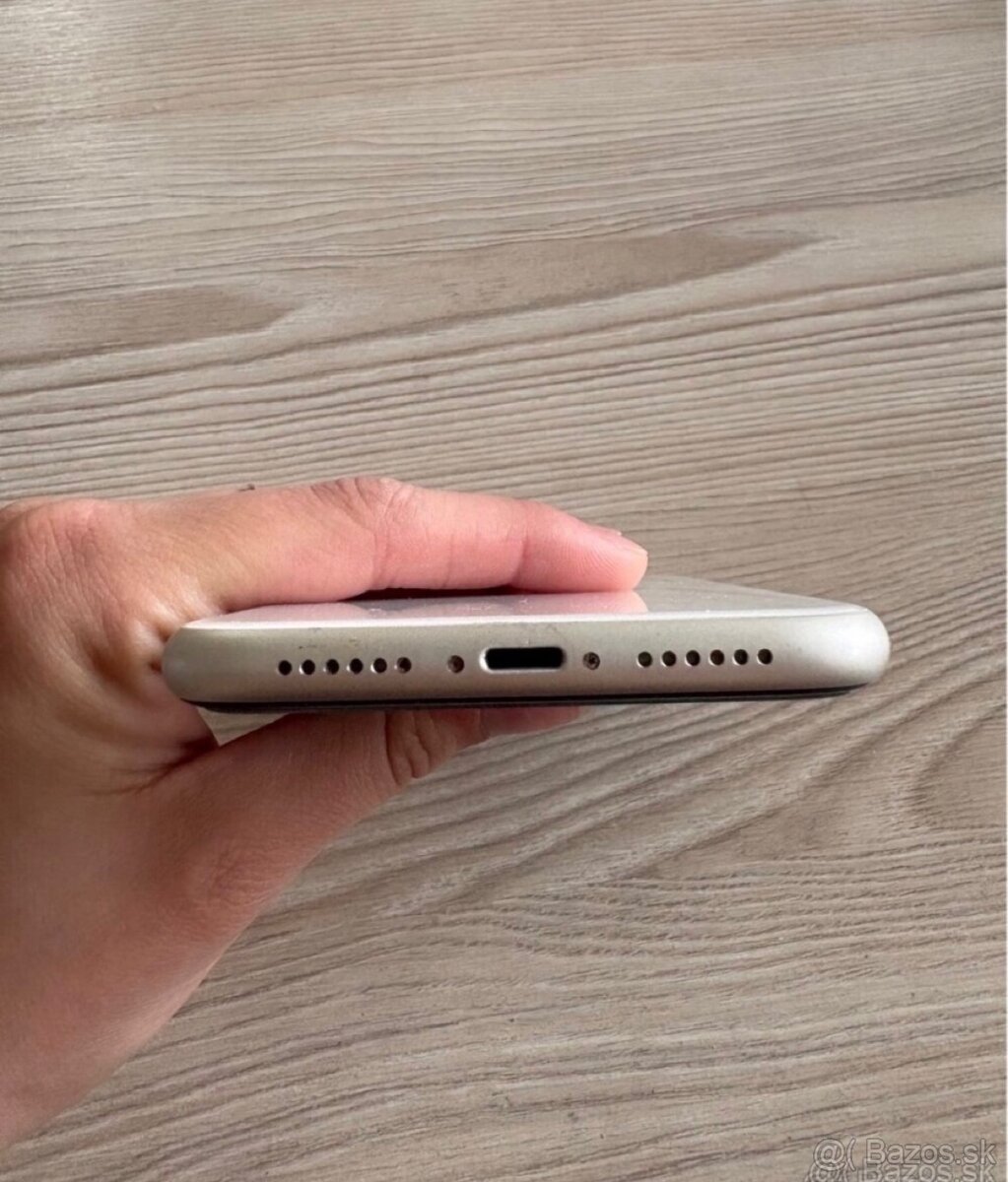 iPhone 11 - 6