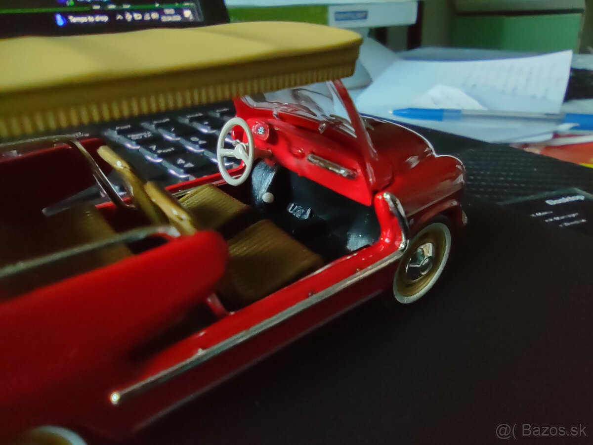 1:43 Fiat 600 - 6