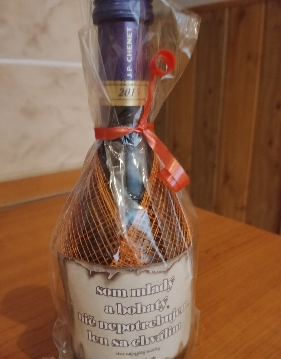 Darčekové a zberateľské predmety - 6