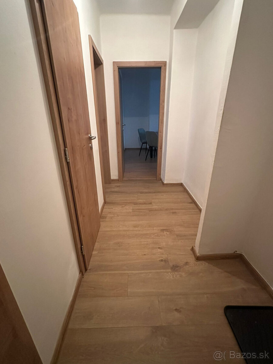 2- Izbový byt Ružinov (Štrkovec) - 6