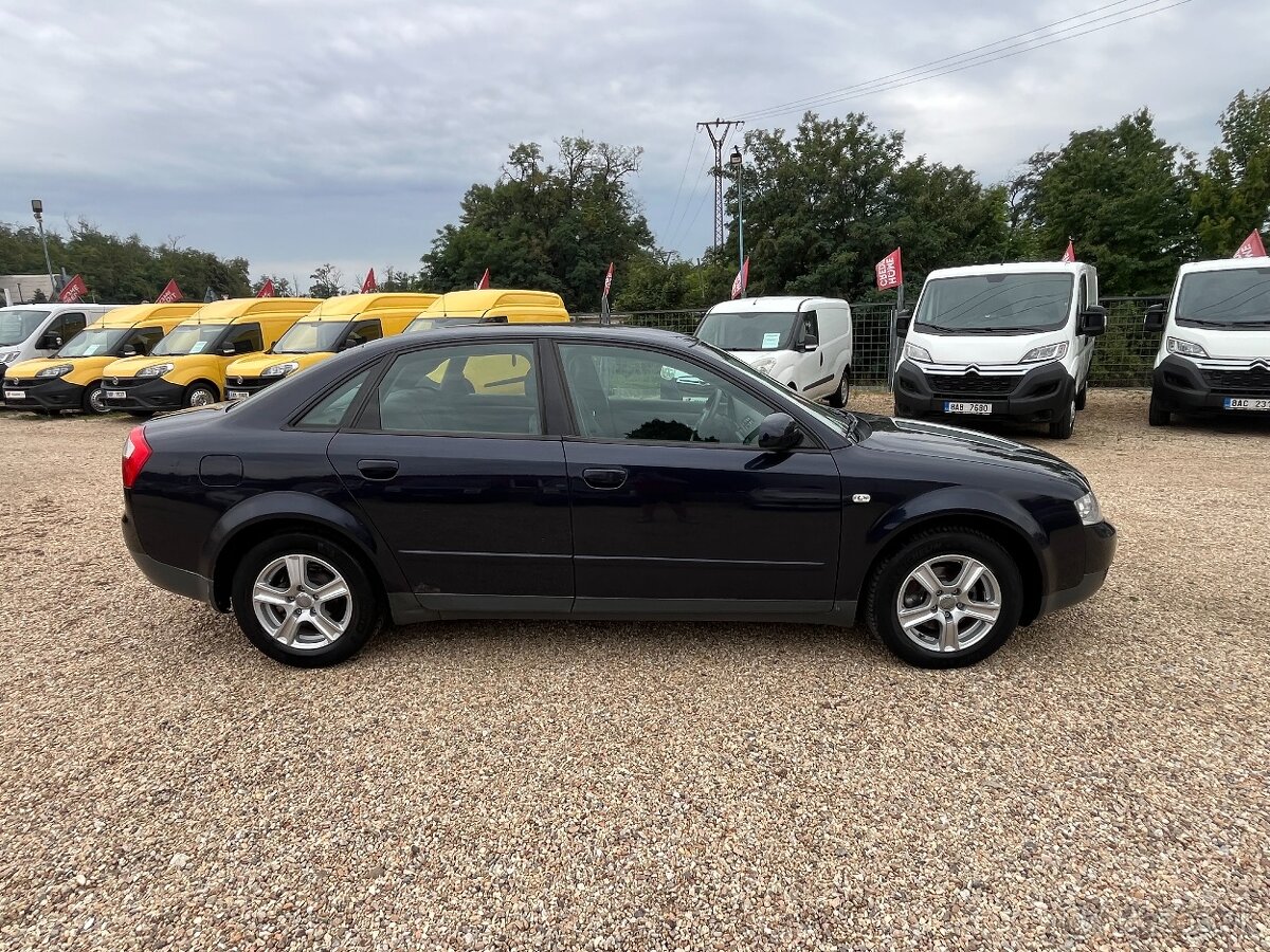 Audi A4 1.9TDI 74KWKLIMA - 6