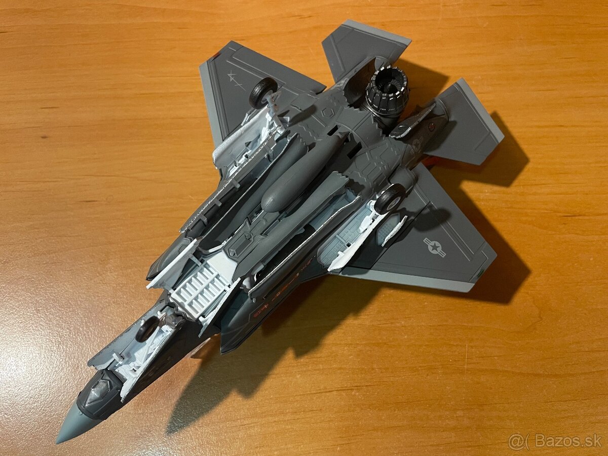 F-35B Lightning- model letadla 1:72 - 6