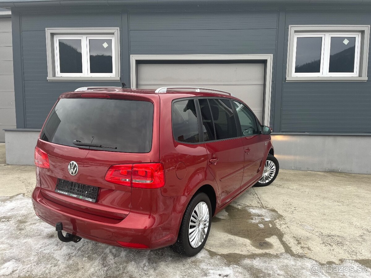 VW Touran 2.0TDI 7miest,Ťažné,Servis VW - 6