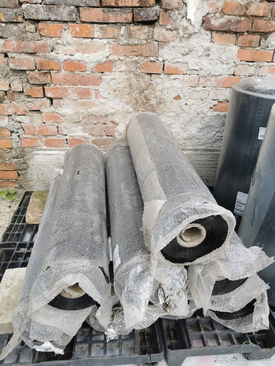 Predám foliu ciernu - 6