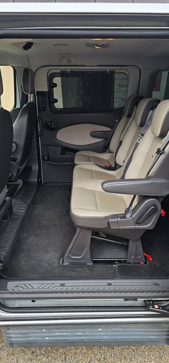 Ford Tourneo Custom 114kW, 100%STAV - 6