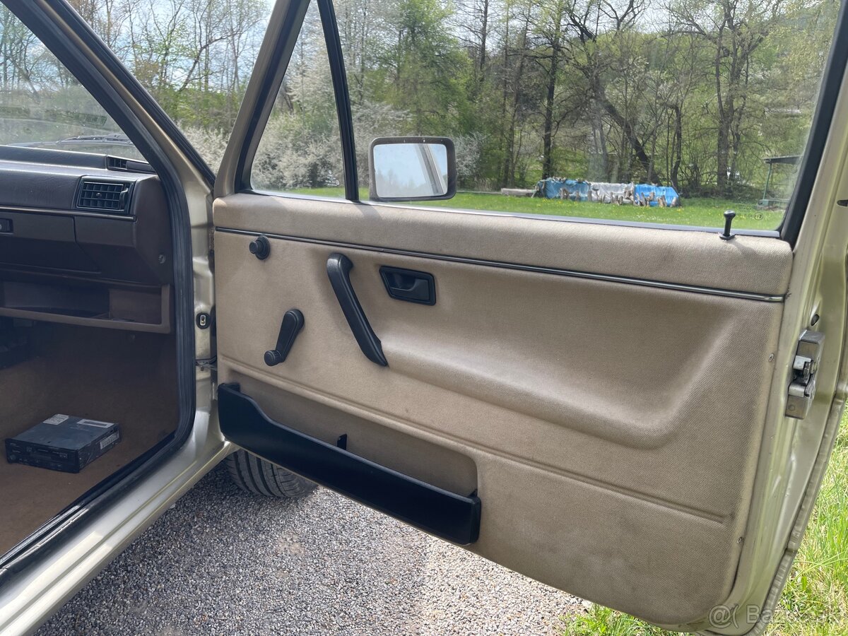 Volkswagen Golf Mk2 1.8i GL 66kw - 6