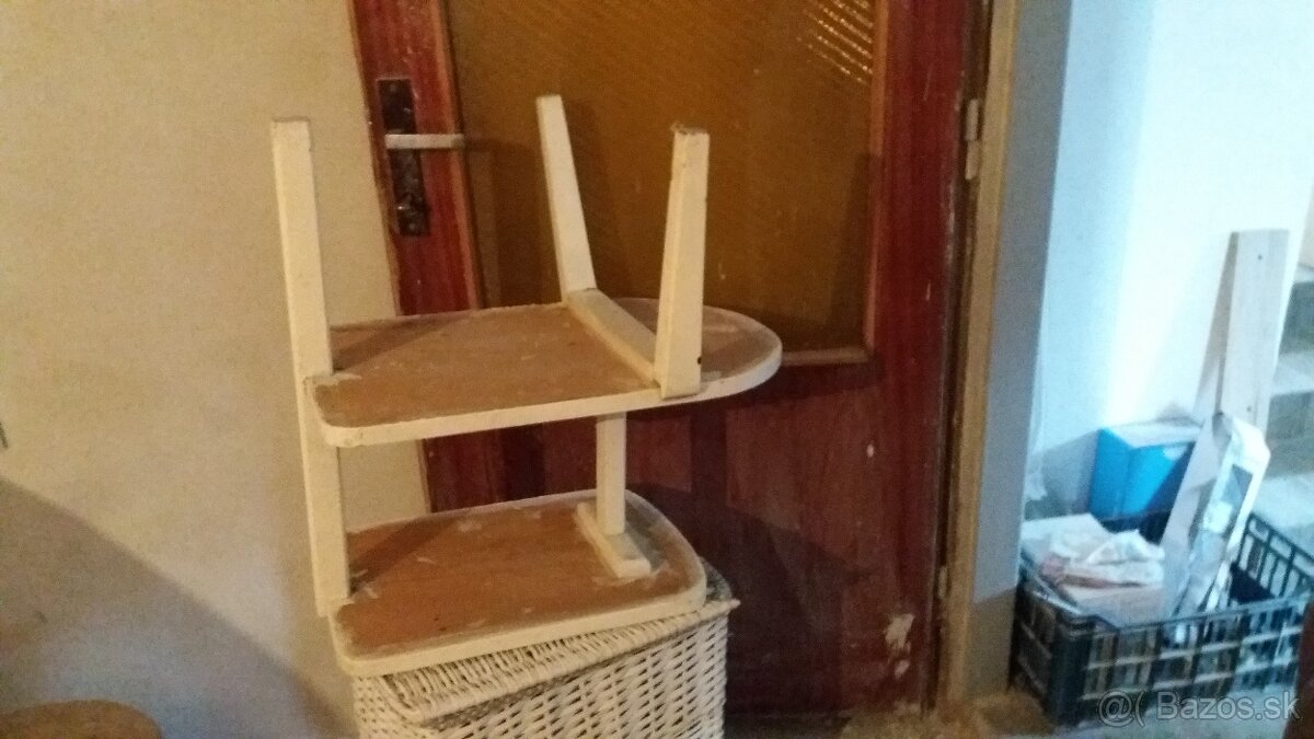 Predám starožitný stolík - 6