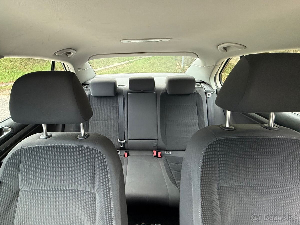 Volkswagen Jetta 1.9. TDI - 6