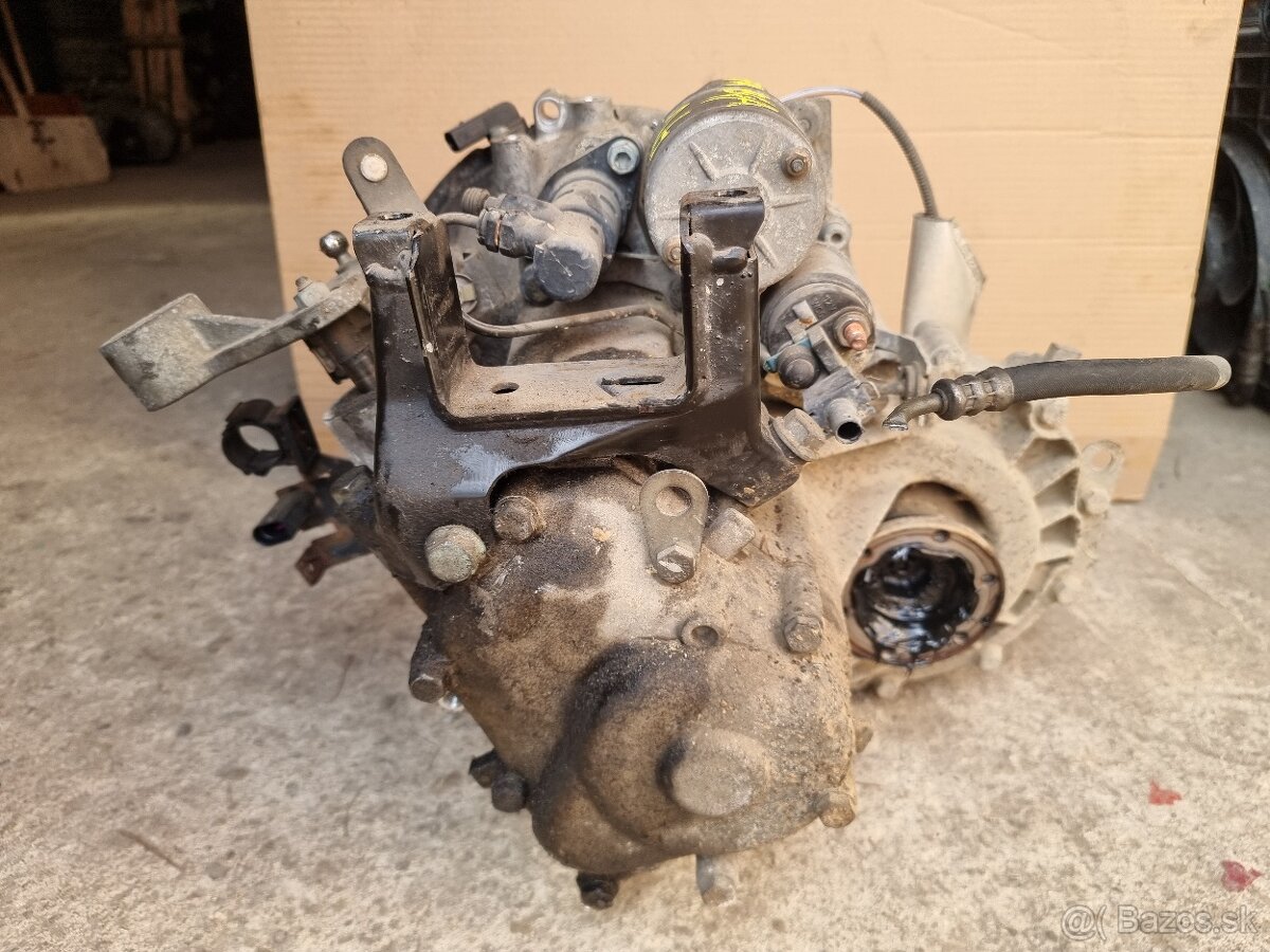 škoda fabia-prevodovka 1,4 MPi 44 KW kod AZF - 6