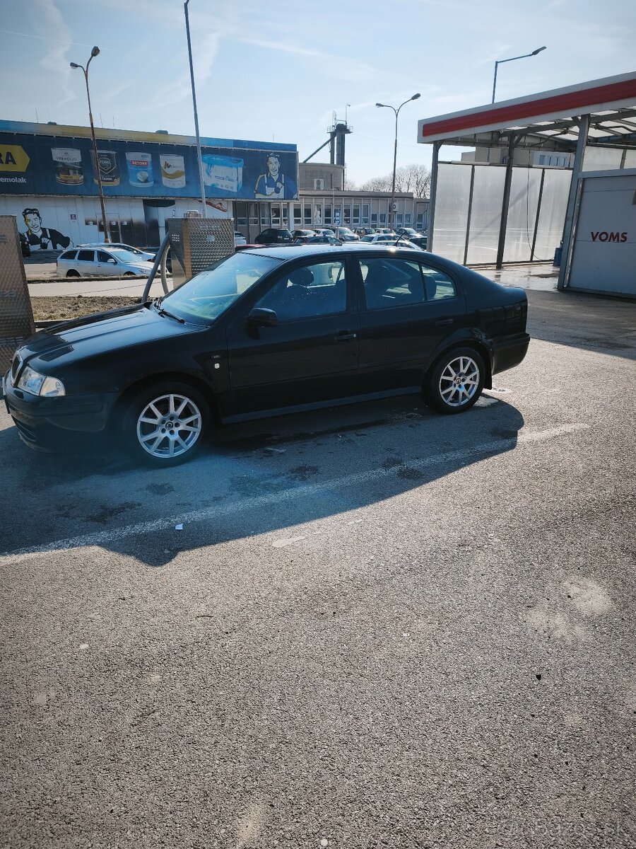 Škoda Octavia 1.8T - 6