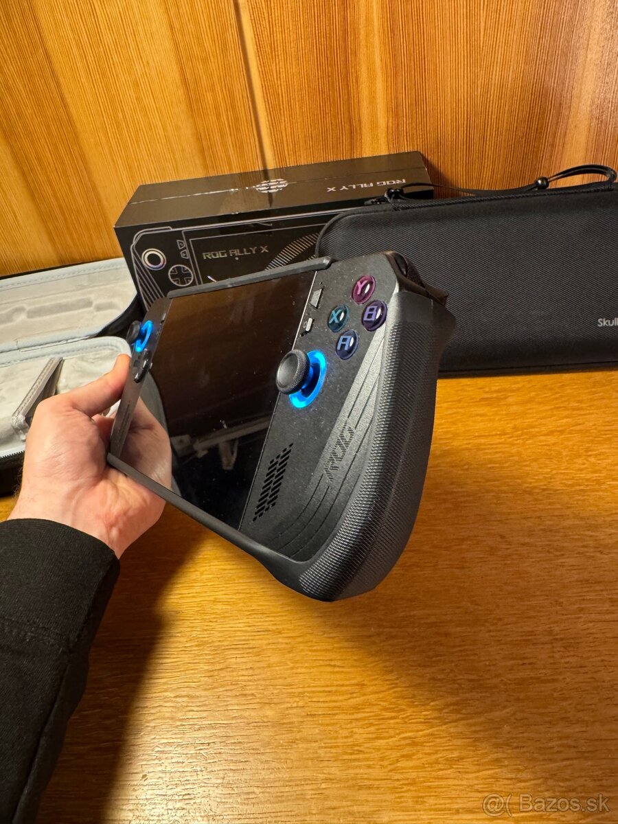 Asus ROG Ally X Z1 extreme 1TB + obaly + záruka + Dock - 6