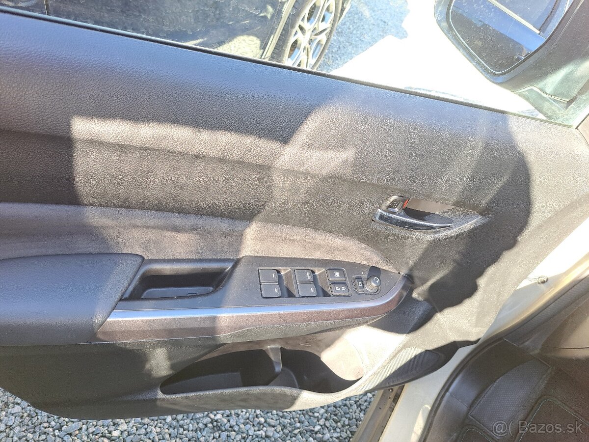 Suzuki Vitara 4x4 , Elegance + , 103kw AUTOMAT 50 tis. km - 6