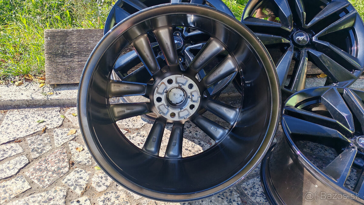 5x114,3 R19 --- FORD MUSTANG - 6