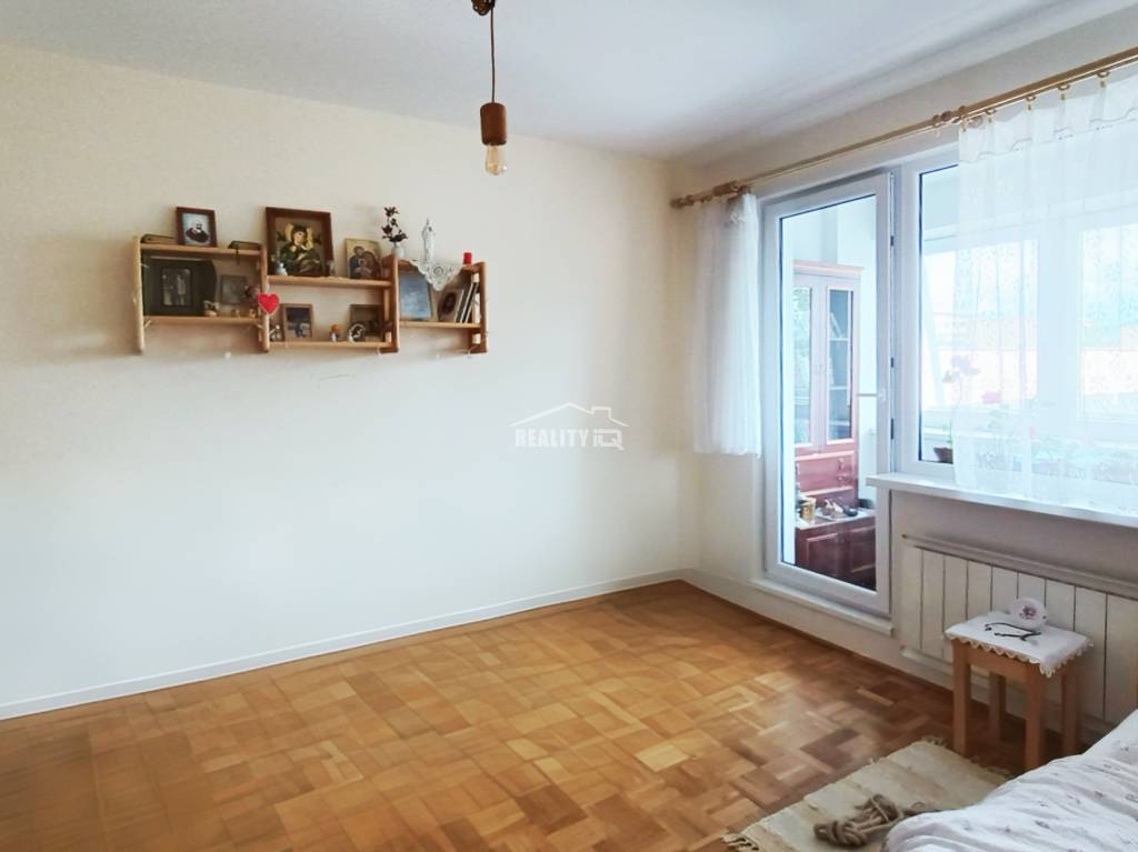 Exkluzívne na predaj priestranný 4-izbový byt 105 m2,Žilina - 6