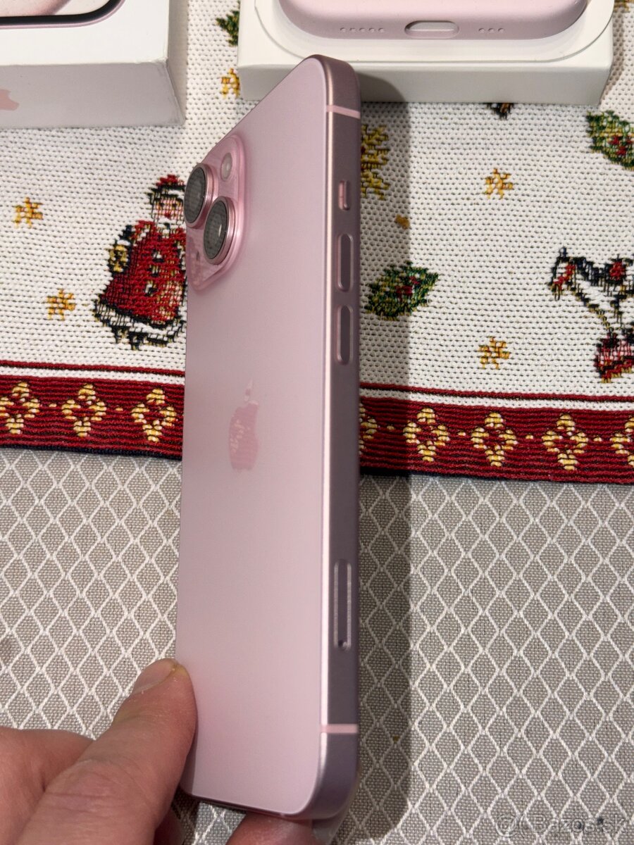 iPhone 15 pink 256 GB - 6