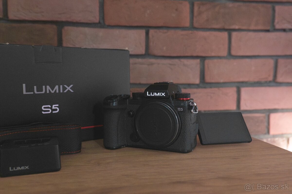 Panasonic Lumix S5 telo - 6