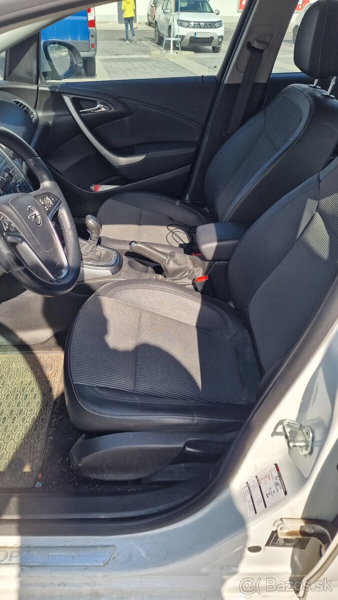 Predám Astra combi, 1.4T LPG 103 kw - 6
