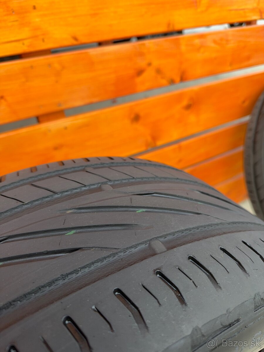 Uniroyal Rainsport 5 245/45 R19 102Y XL DOT 0122 - 6