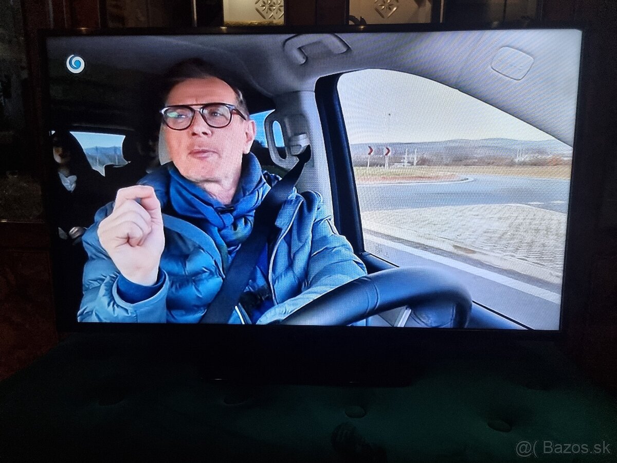 Predám SMART LED TV SAMSUNG UE32F5500AW Full HD s Wi-Fi - 6