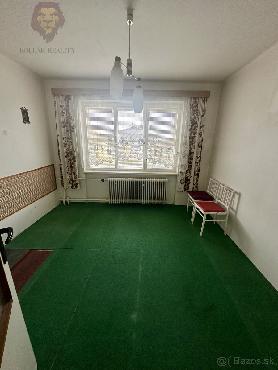 Na predaj: tehlový rodinný dom v Čachticiach. - 6