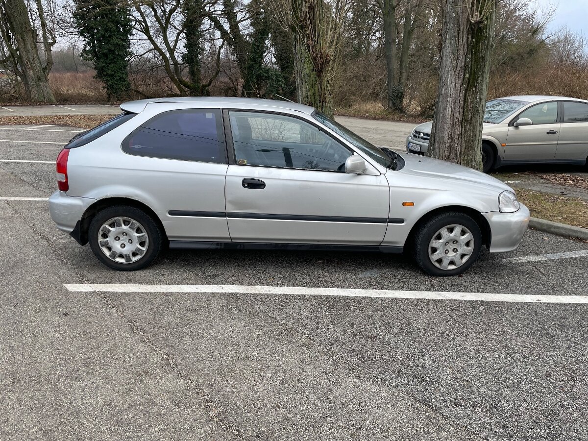 Honda civic 6g 1.4 automat - 6