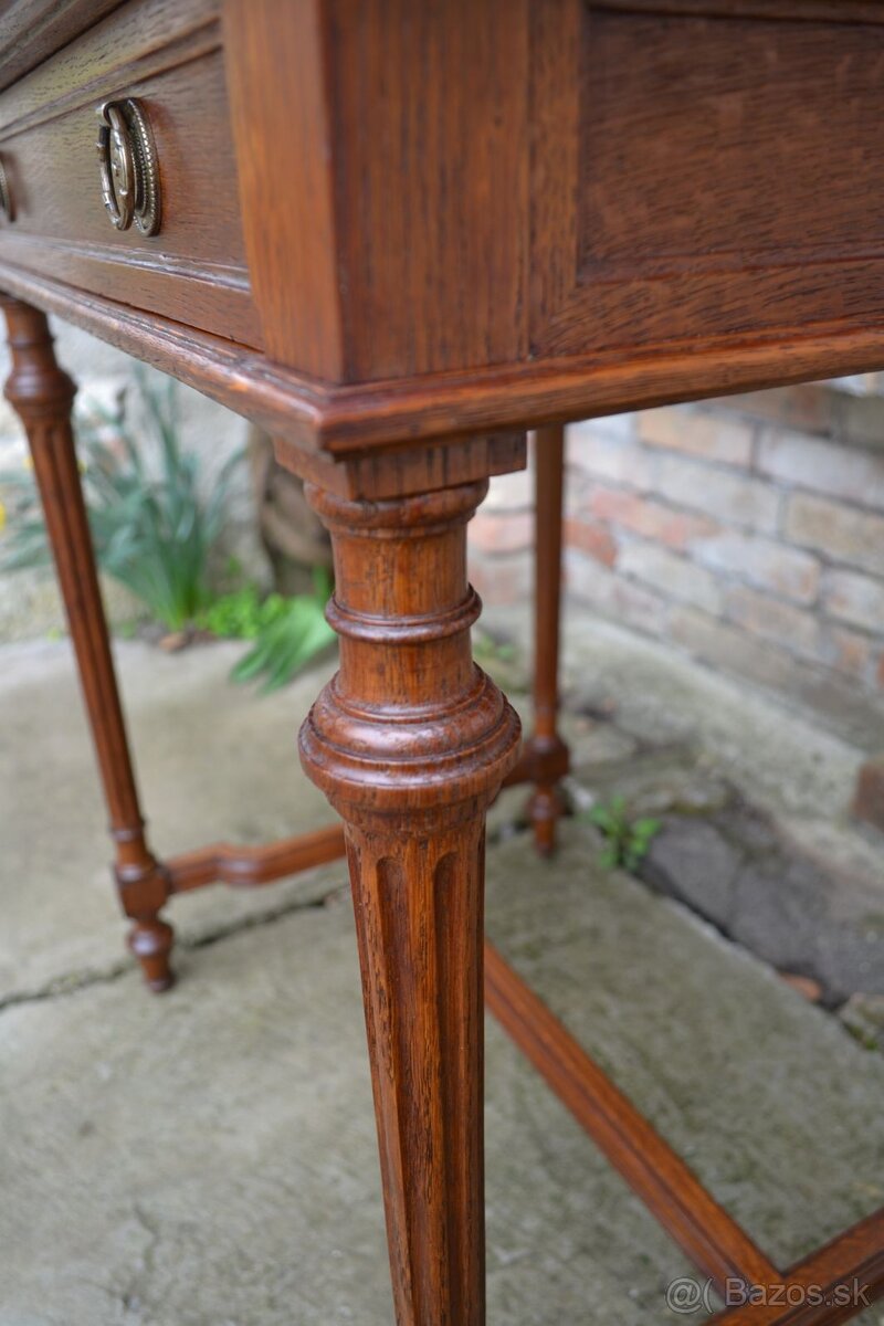 Dubový písací stolík - 6