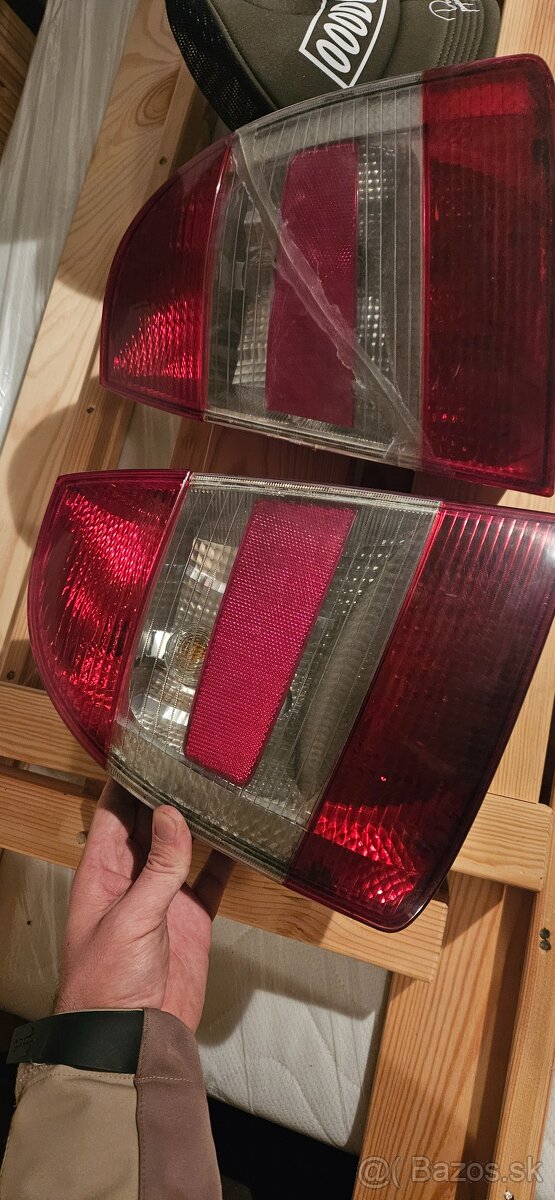 Zadne svetla skoda superb 1 facelift - 6