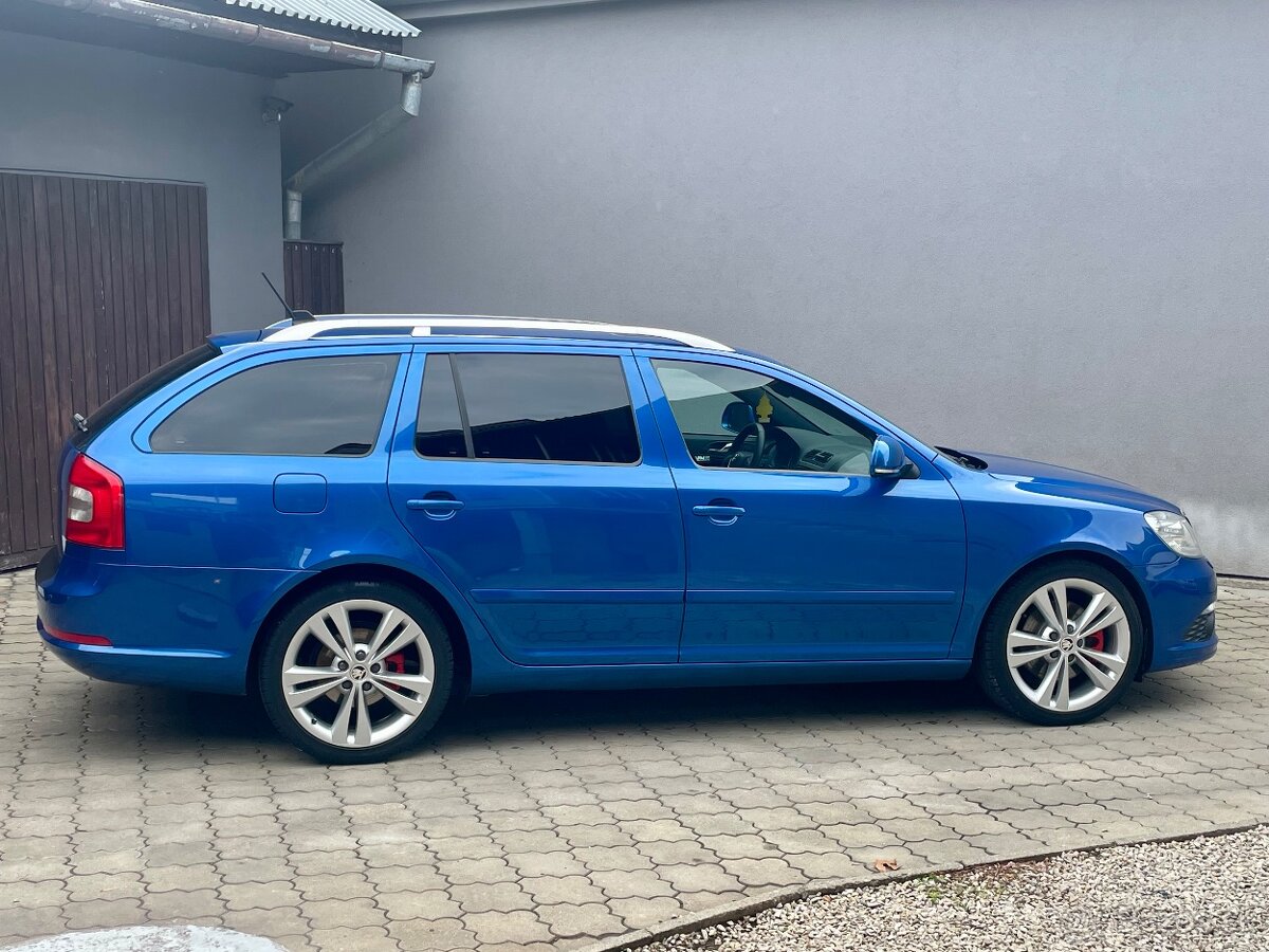 ŠKODA OCTAVIA 2 RS DSG 2,0 tdi 125 kw Race Blue WEBASTO - 6