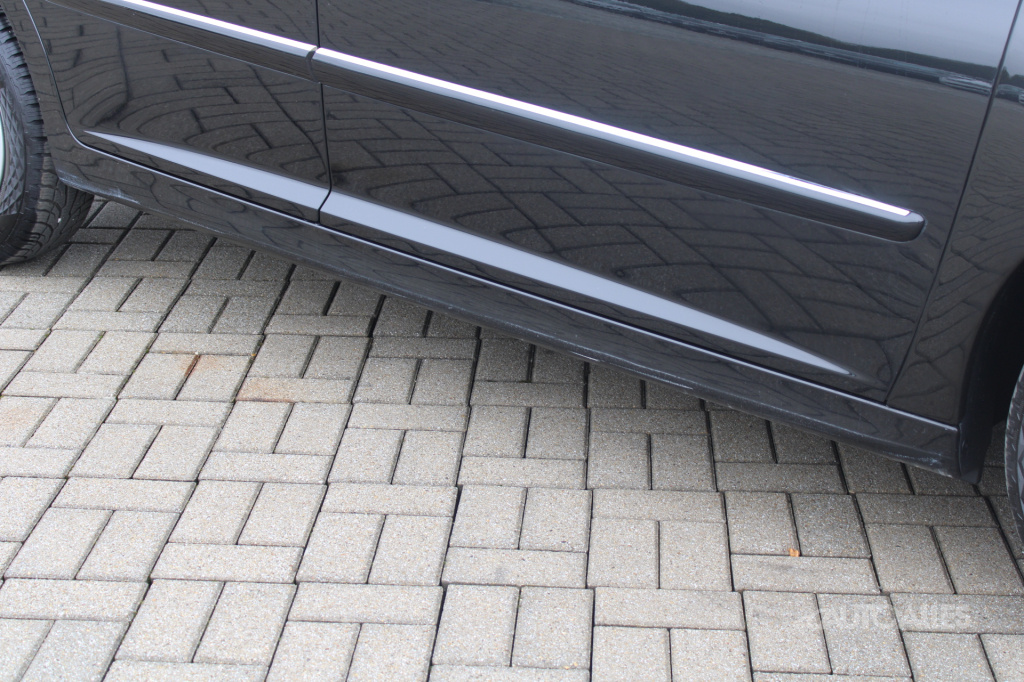 Peugeot 207 1,4 i 70 kW - 6