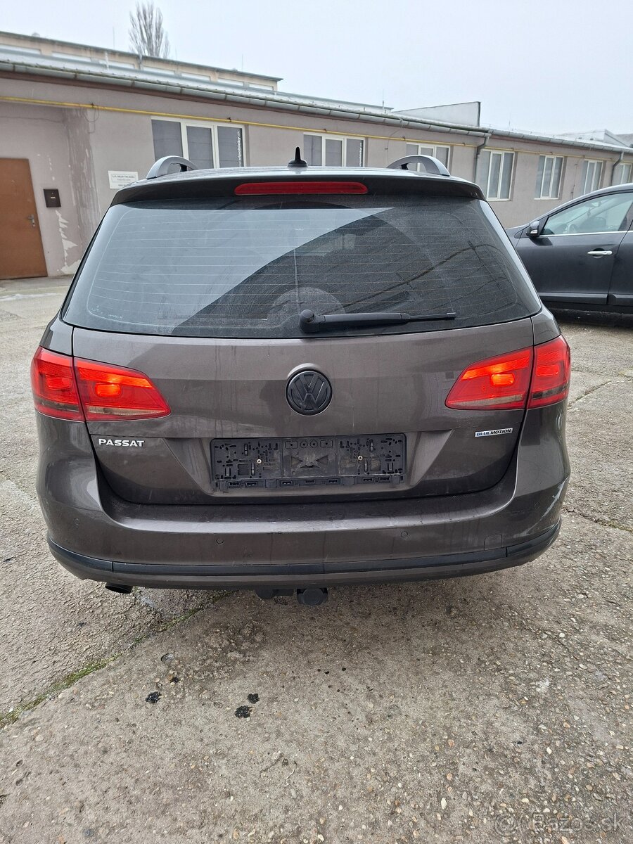 Volkwagen Passat B7 Variant - 6