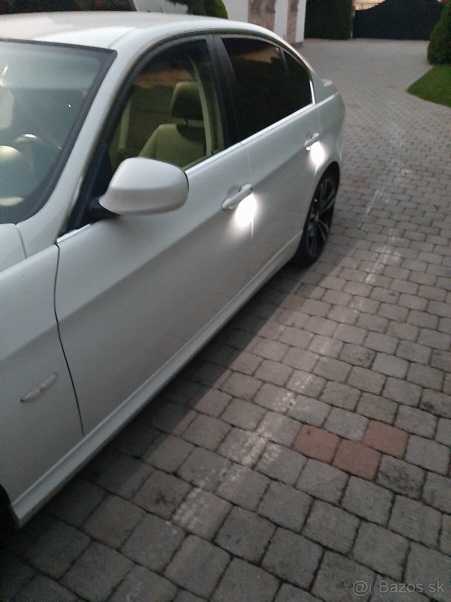 Predám BMW 320D - 6