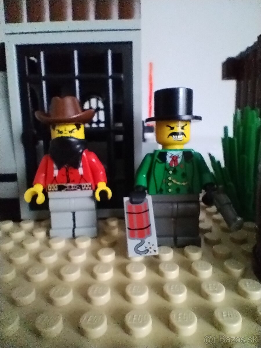 LEGO Western 6755 Sheriff's Lock-Up - 6