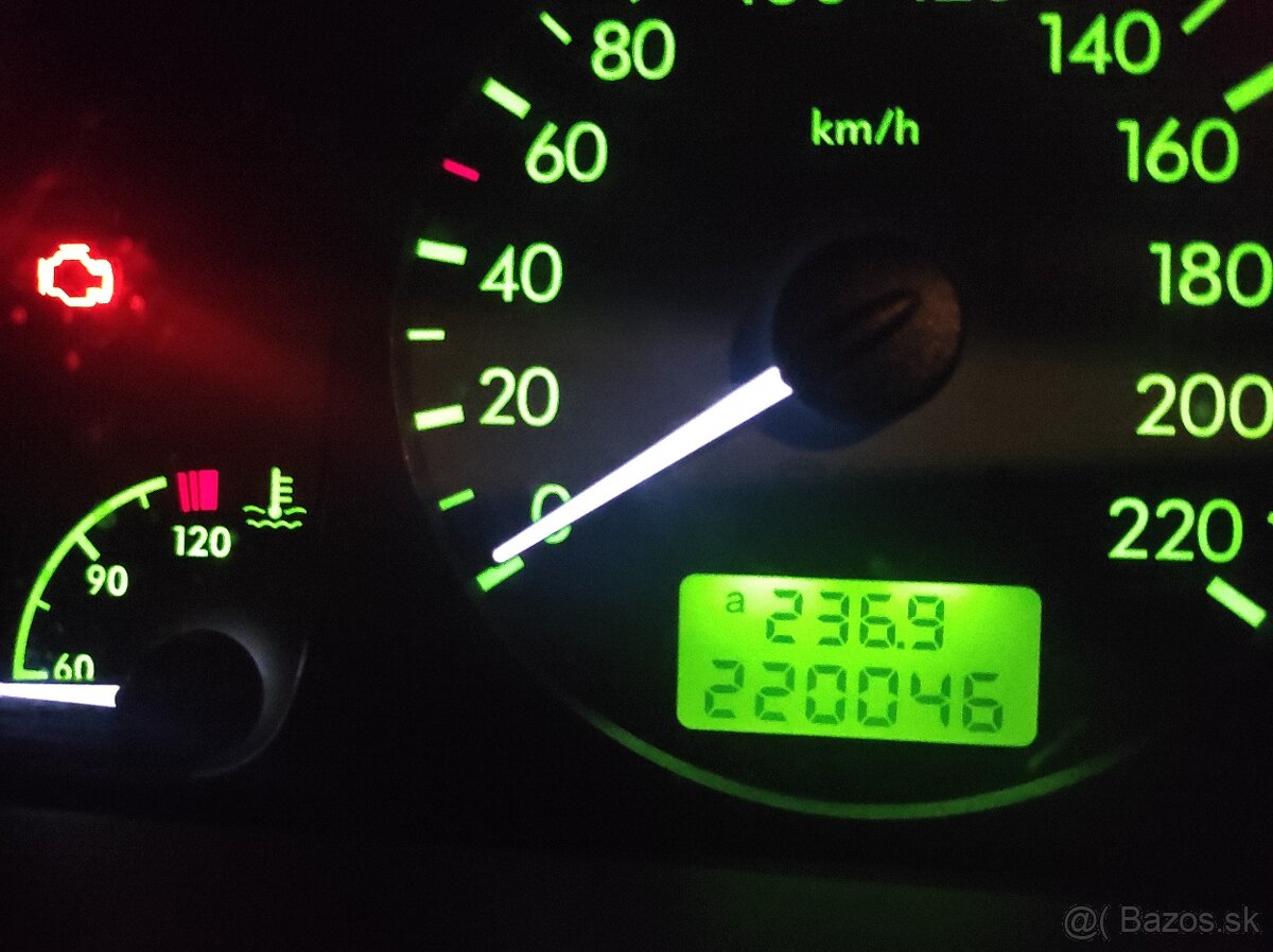 Predám Citroen Xsara Combi 1.6 16V - 6