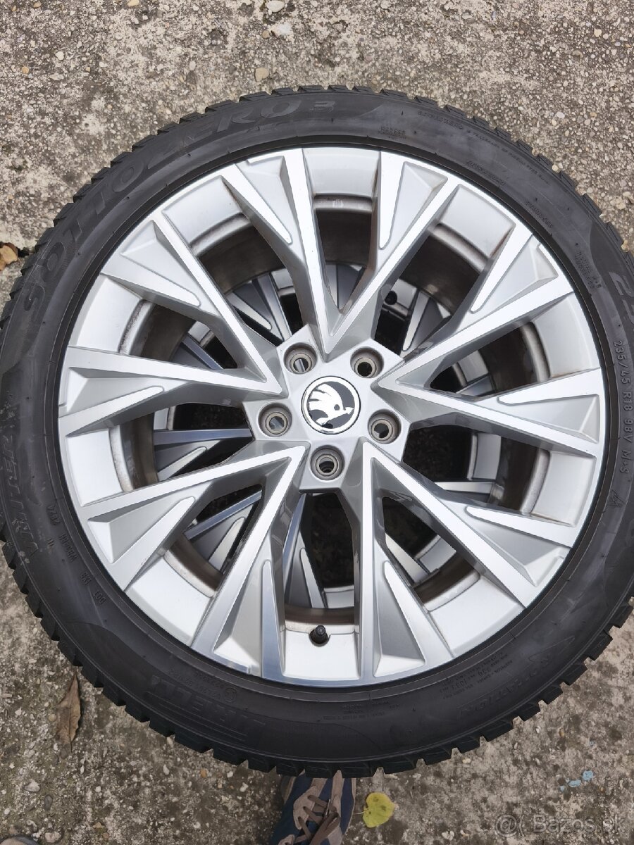 Zimné pneu 235/45 R18 - 6