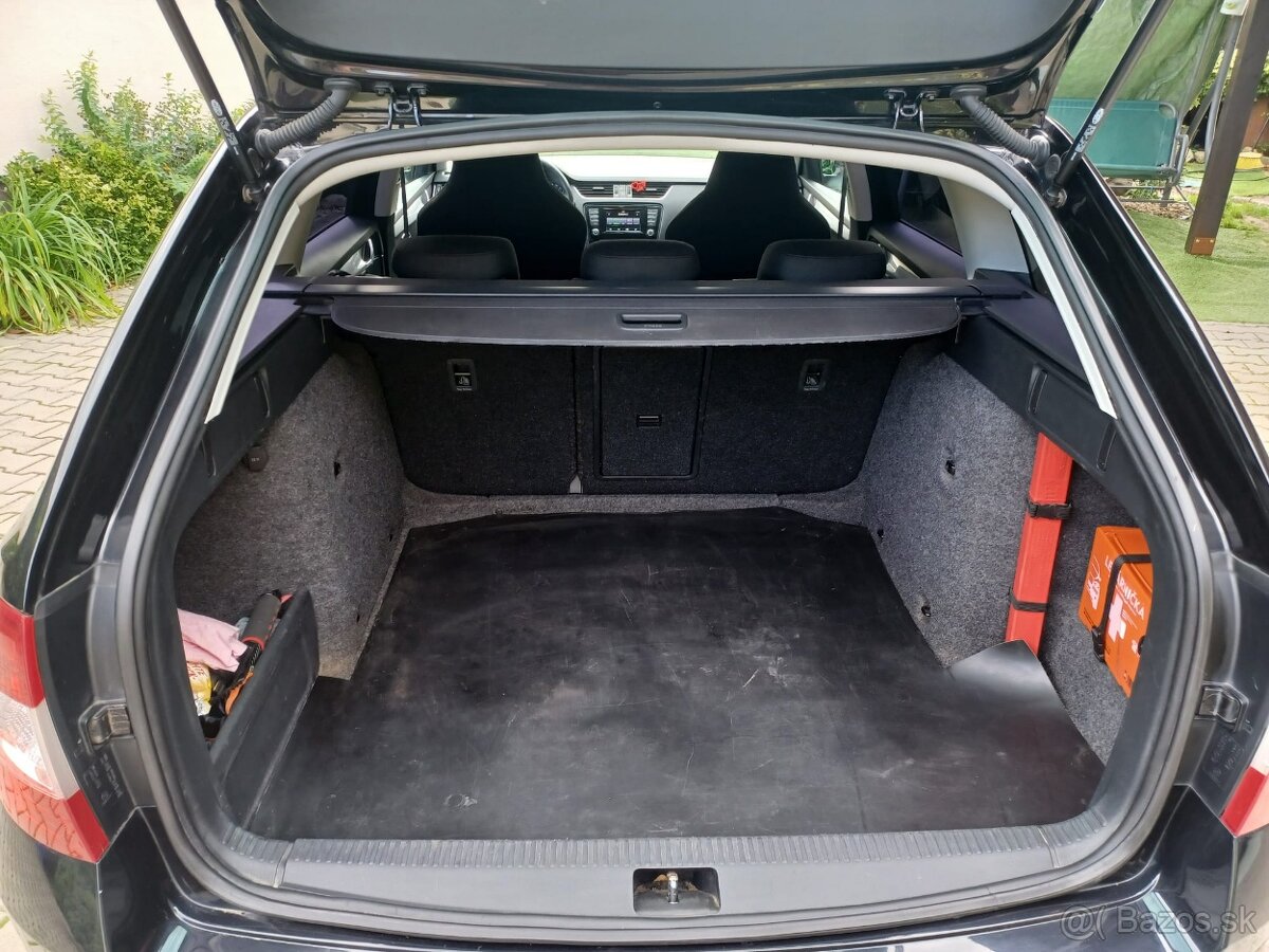 Škoda Octavia Combi 2.0 TDI Ambition DSG - 6