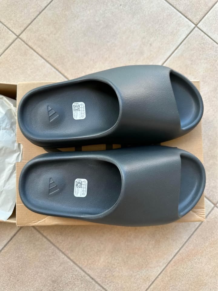 Yeezy yzy slide eu 42,43 dark onyx - 6