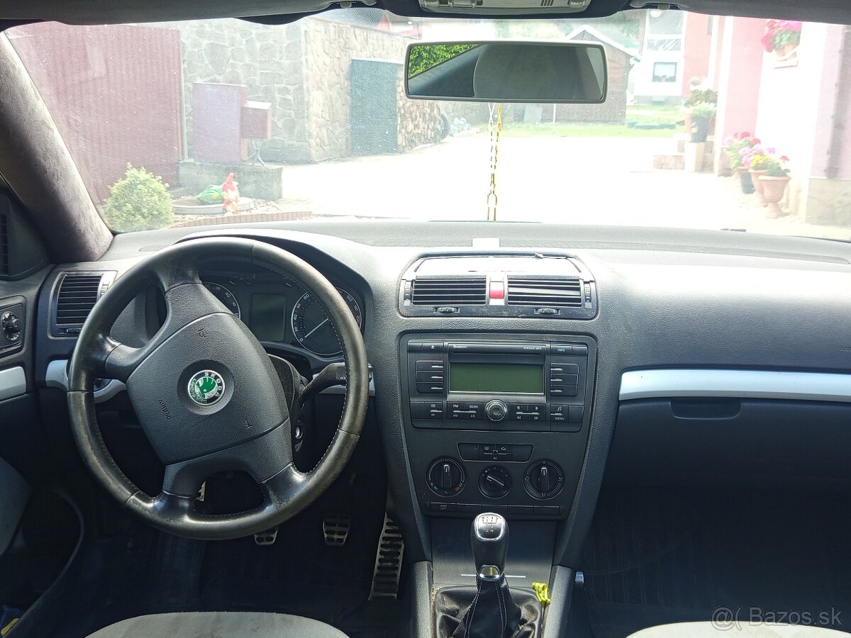 Octavia 2 1.9tdi 77kw - 6