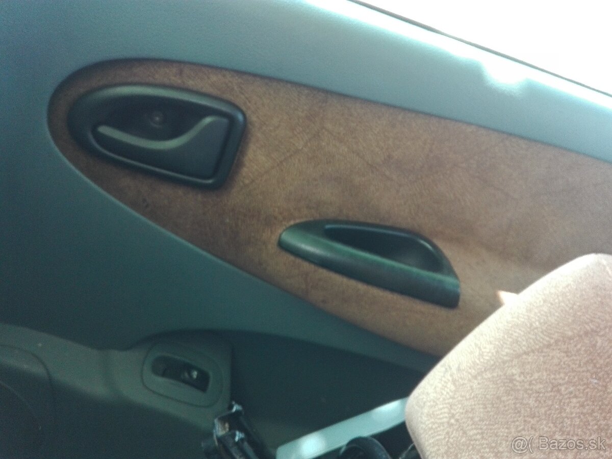 Renault Megane Scenic. 1,4 benzin.. Diely. - 6