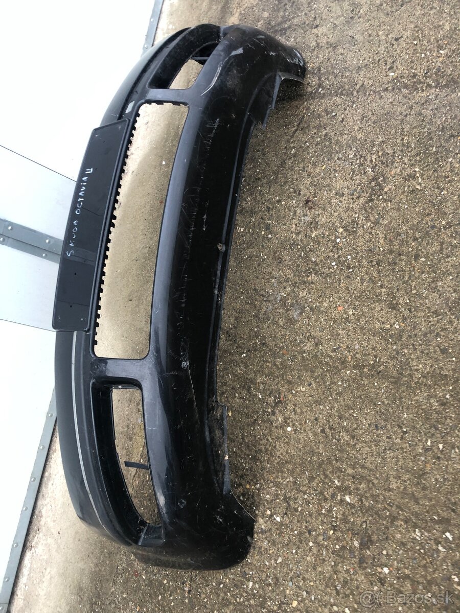 orig predni naraznik skoda superb 1 I cerny - 6