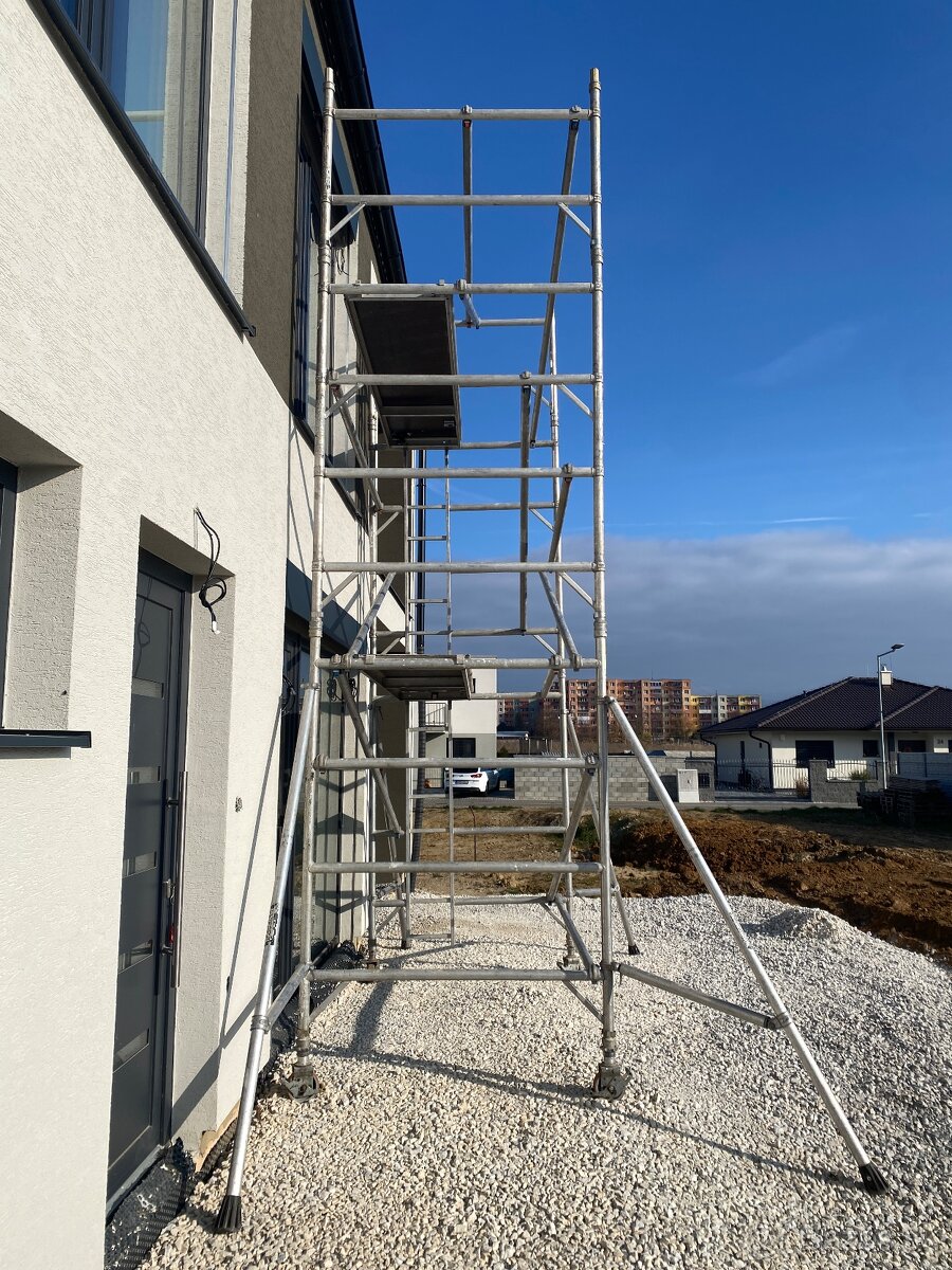 Ponúkam pojazdné lešenie na prenájom - 6