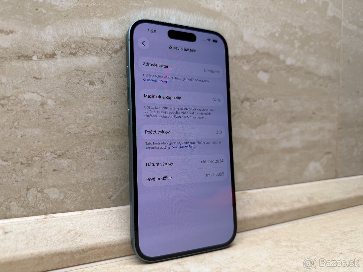 iPhone 16 128GB zelená, batéria: 97% - 6