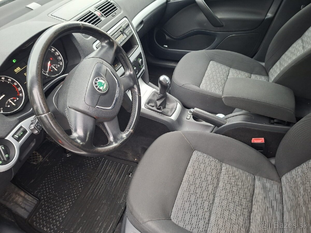 ŠKODA OCTAVIA 1.6TDI - 6