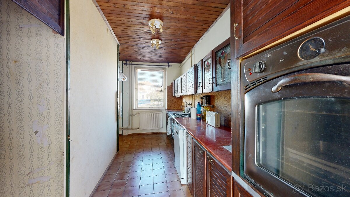 RD s 2 bytovými jednotkami - 170m2, Odbojárska ulica - 6