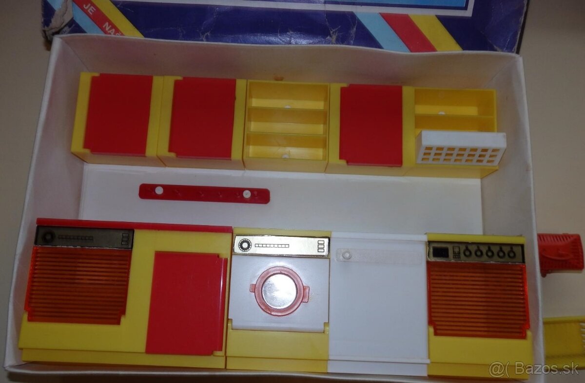 retro kuchynka - CHEMOPLAST BRNO -----------45 eur - 6