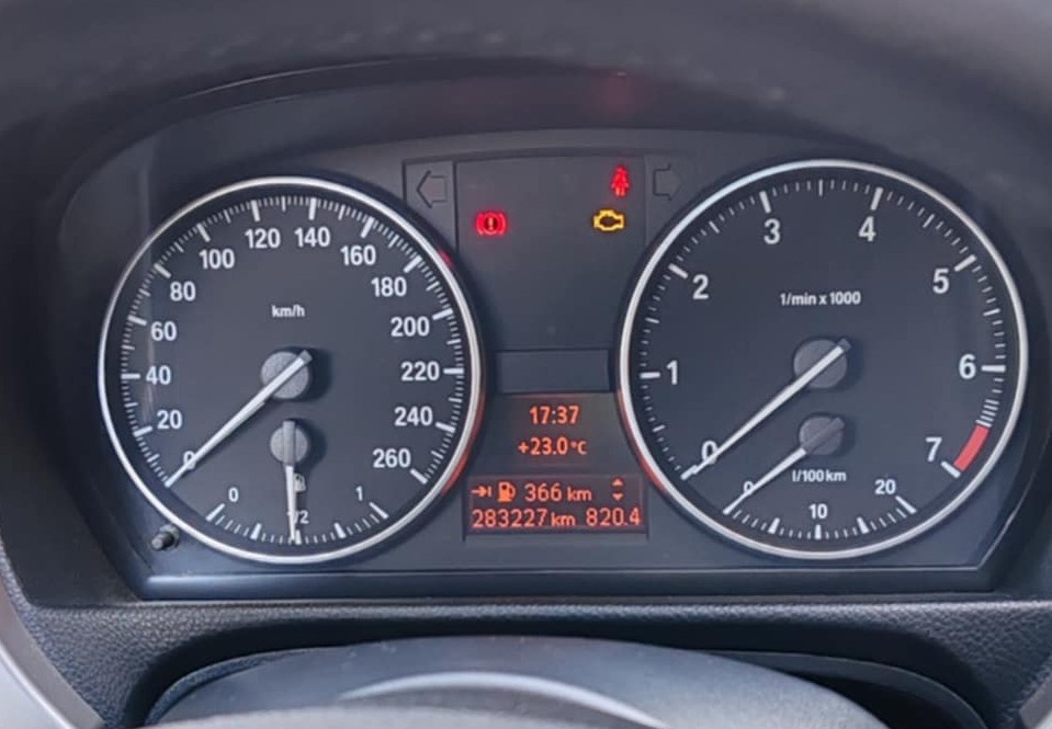 BMW E91 318i 105kw rv.2007 - 6