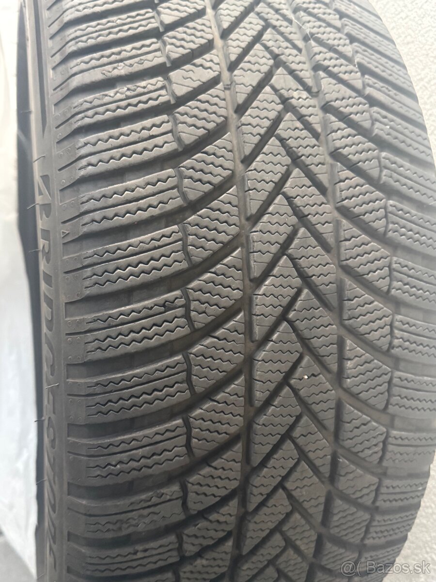 Bridgeston 245/45R18 ako nove - 6