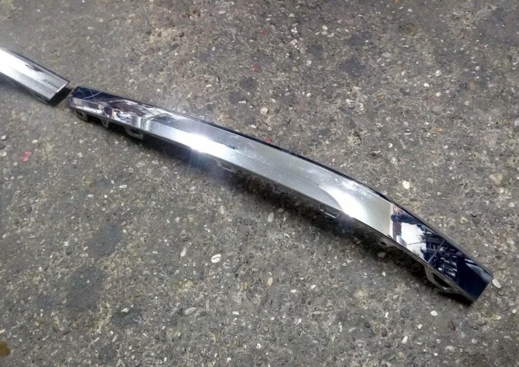 Volkswagen VW Touareg 7P 7P6 2014 - 2018 - mriezka chrom - 6